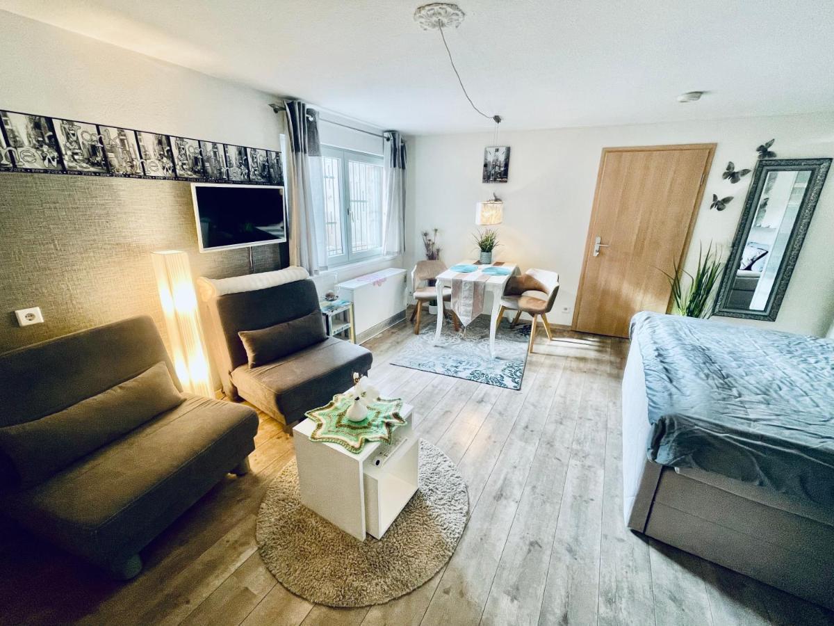 Wohnung Mit Charme, Netflix ไรน์ชเตทเทน ภายนอก รูปภาพ
