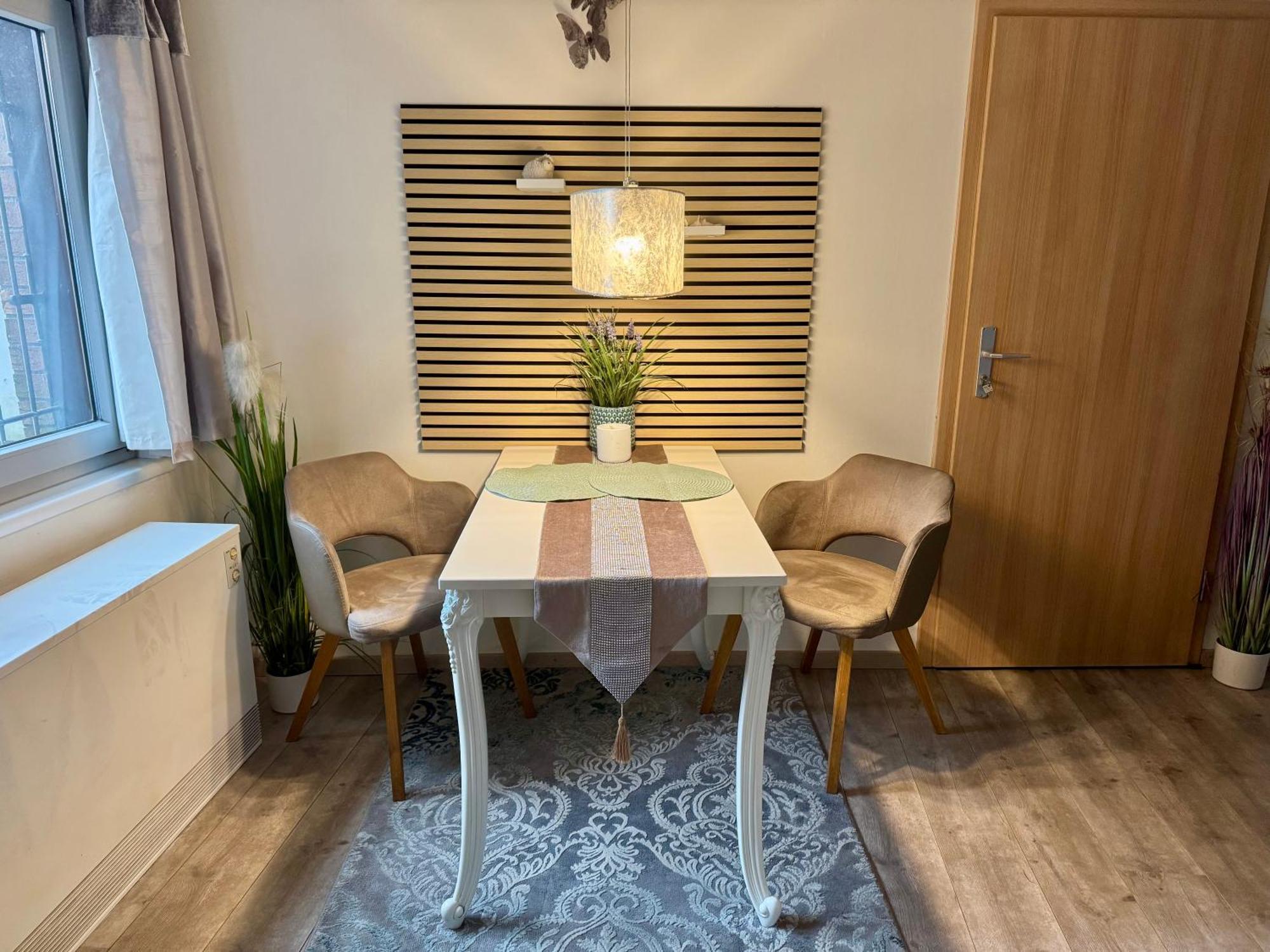 Wohnung Mit Charme, Netflix ไรน์ชเตทเทน ภายนอก รูปภาพ
